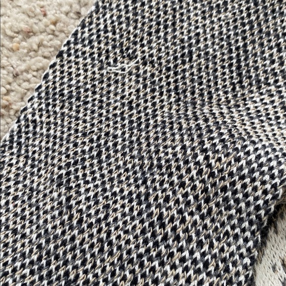 Green 3 Recycled Cotton Cat Scarf. - Picture 7 of 7